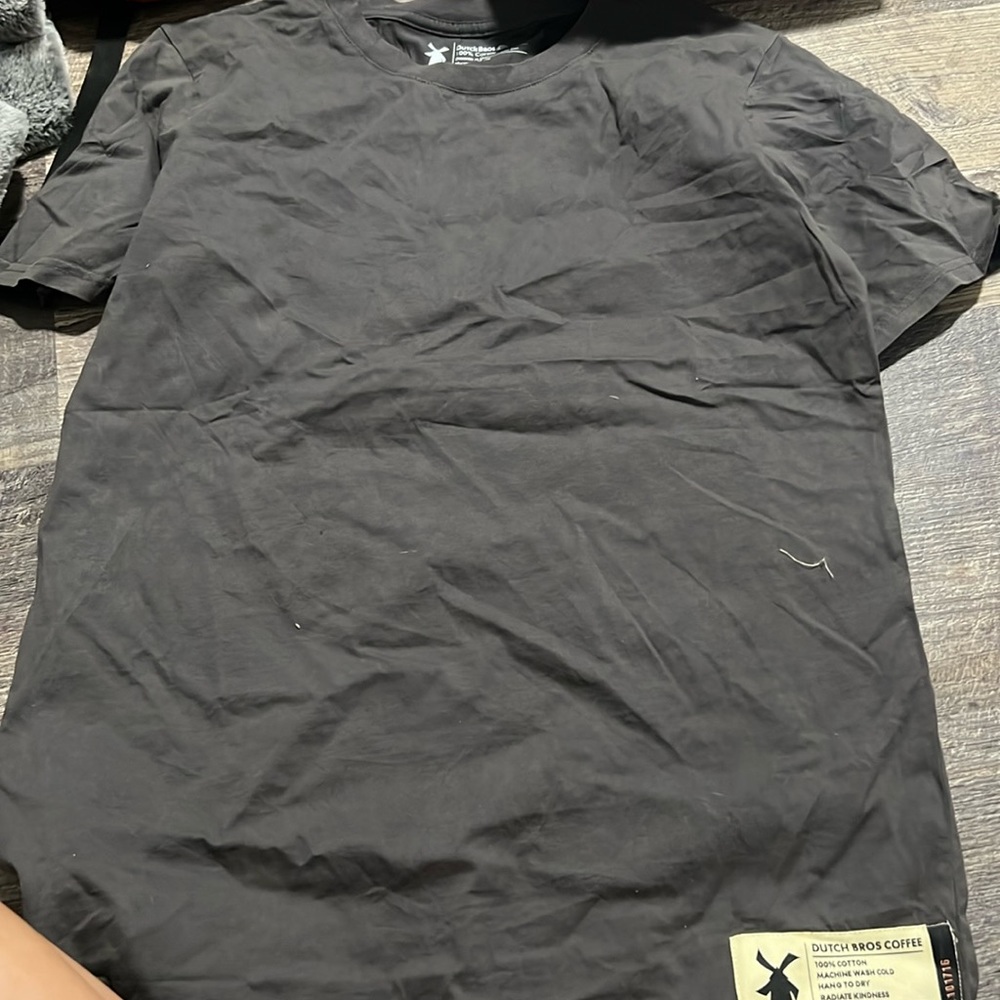 men’s medium dutch shirt